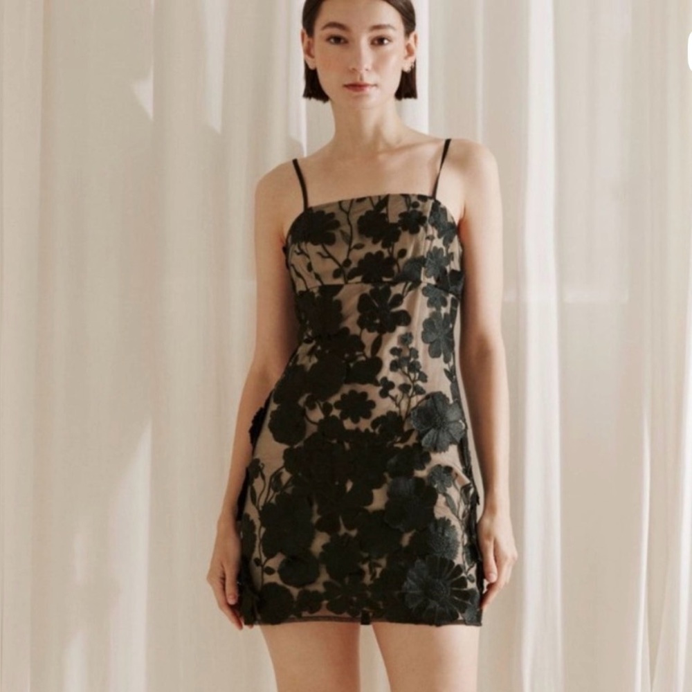 NWT STORIA Black 3D Floral Appliqué Mini Dress